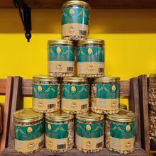 Load image into Gallery viewer, Bắp Tỏi Ớt Rang - Cripsy Spicy Corn with Garlic - Bếp Ông Bụi