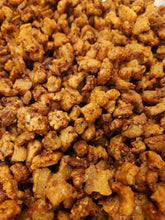 Load image into Gallery viewer, Tóp Mỡ Mắm Ớt Giòn Rụm | Spicy Pork Rinds - Bếp Ông Bụi