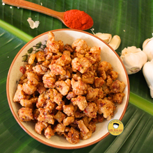Load image into Gallery viewer, Tóp Mỡ Mắm Ớt Giòn Rụm | Spicy Pork Rinds - Bếp Ông Bụi