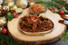 Load image into Gallery viewer, Khô Bò Xé Sợi 10oz 🔥🐮 ( HOT BEEF JERKY) - Bếp Ông Bụi